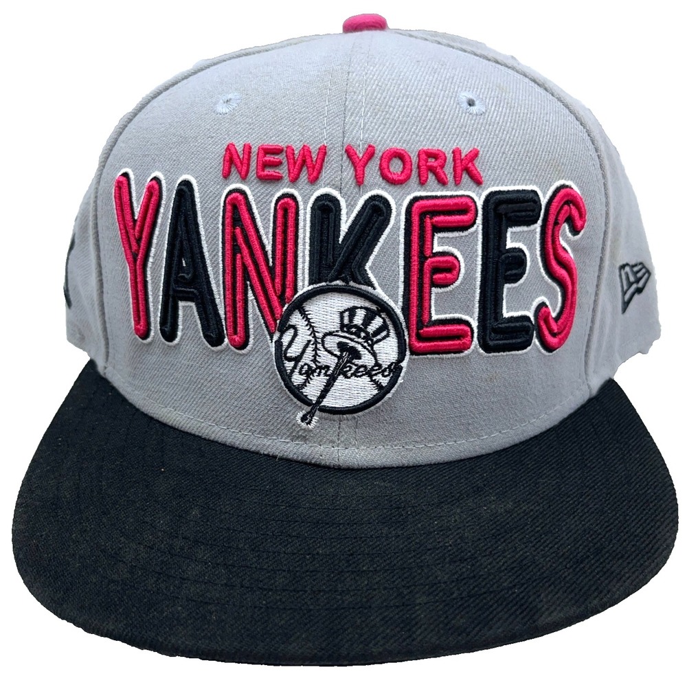 New York Yankees Hat Cap Strap Back Gray Pink 9Fifty Flat Bill Spell Out MLB *